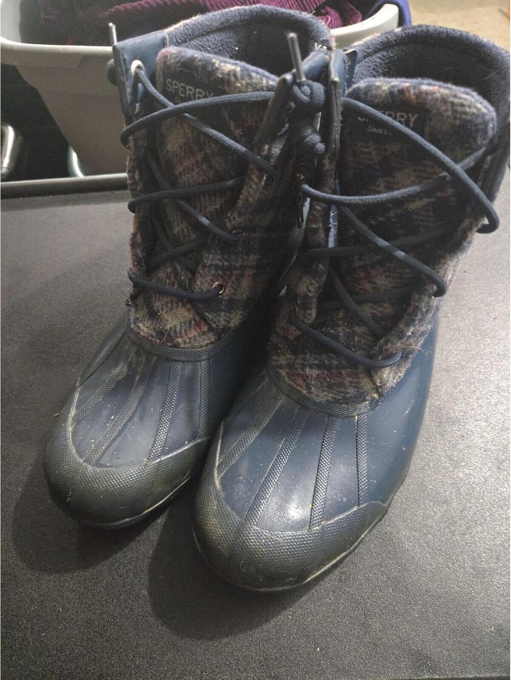 Sperry Top-Sider Women's Saltwater Plaid Duck Boots Size 8